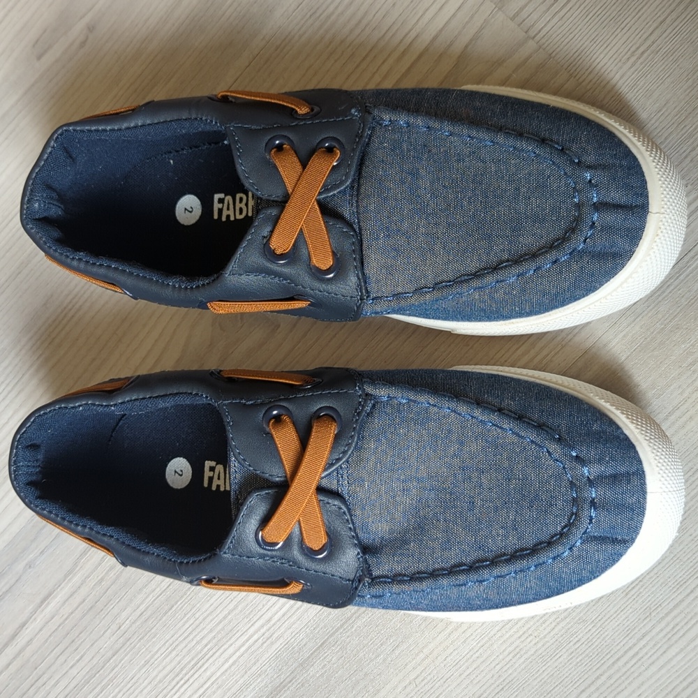 FabKids Blue Loafers size 2